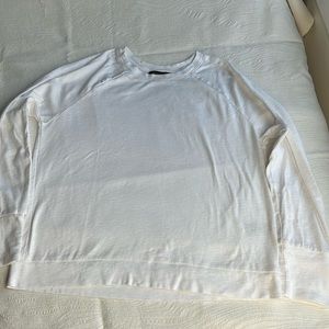 White crew neck pull over sweater